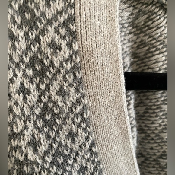 Delia’s vintage half sleeve sweater - Picture 3 of 6